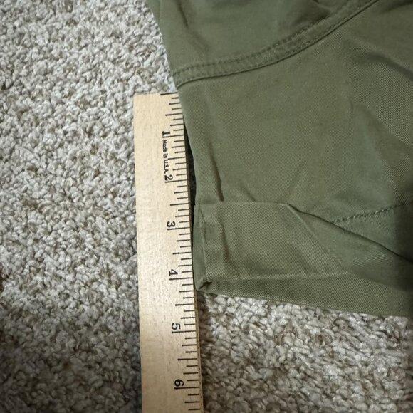 Banana Republic Shorts Womens 6 Olive Green Weekend Short Chino Stretch Cuffed - Picture 10 of 10